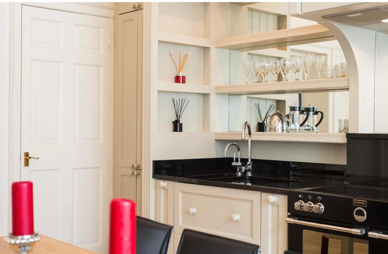 Luxurious City Centre Self Catering Apartment Édimbourg Extérieur photo